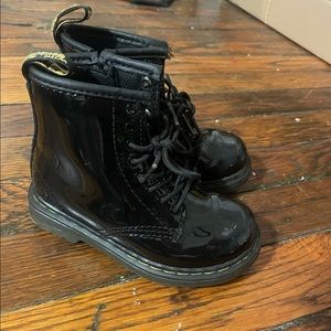 Toddler Dr. Martens Patent Leather zip boots black US 8 UK 7